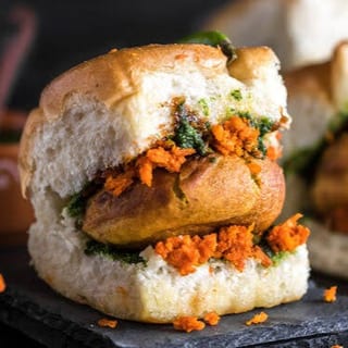 Crispy Vadapav